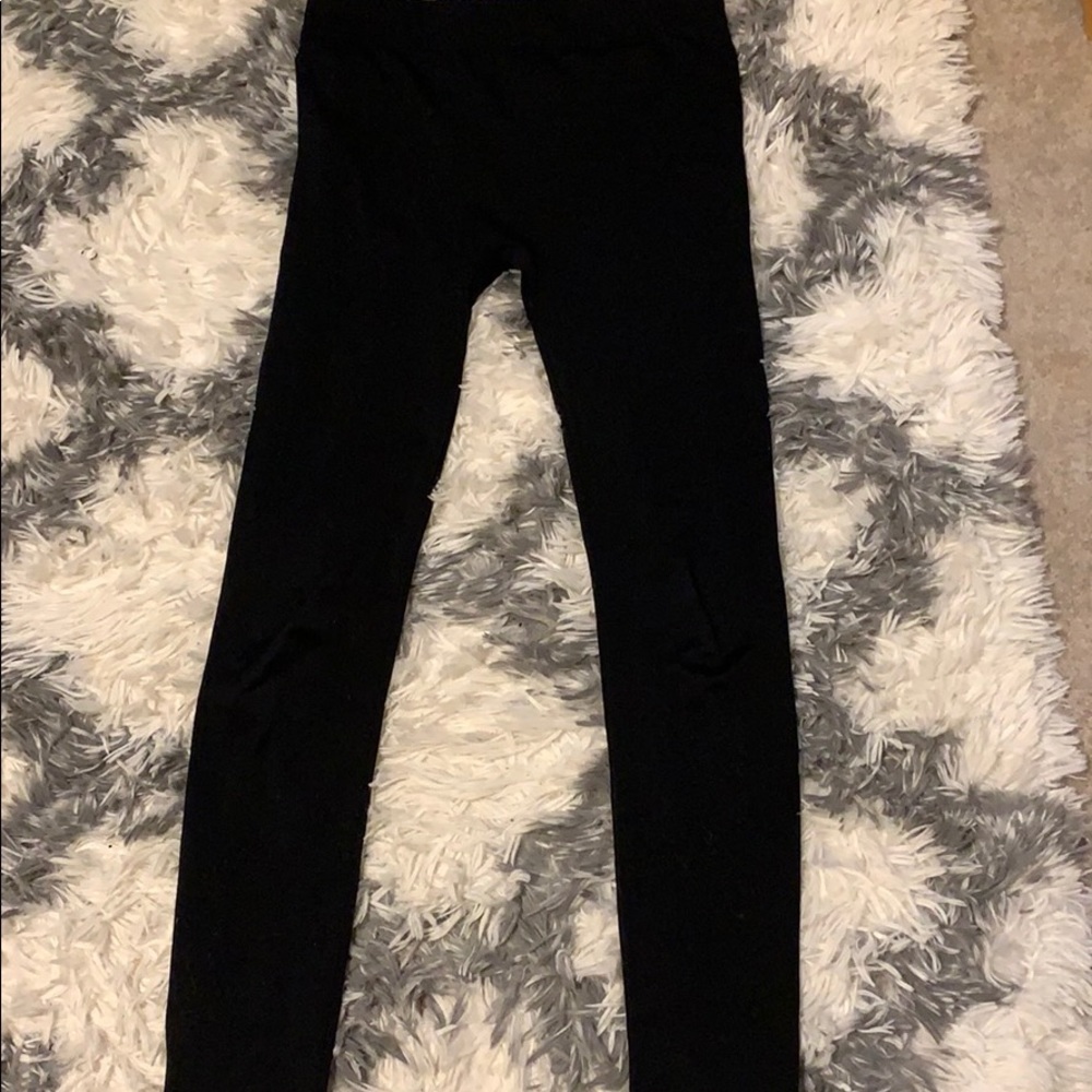 Black leggings